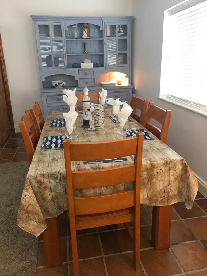 Beachcomber Cottages 巴利康尼利 外观 照片